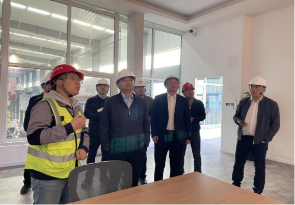 市國資委主任帶隊調(diào)研青島城鐵智能建造科技有限公司及重慶路快速路項目建設情況